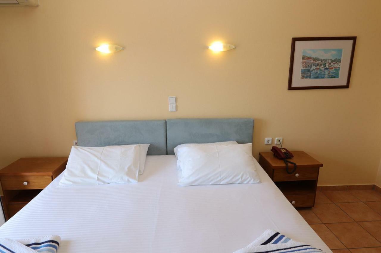 G. Kiapekou Aparthotel Loutra Edipsou  Buitenkant foto